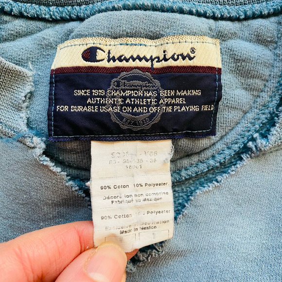 Champion USS Massachusetts Navy Battleship Blue Cutoff Cotton Crew Sweatshirt - Picture 8 of 9